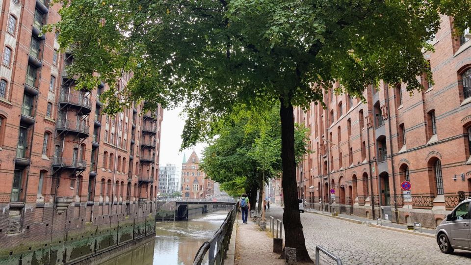 Hamburg: Self-Guided Tour of Hafencity and Speicherstadt - Participant Experience