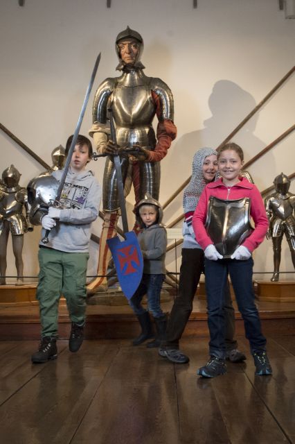 Innsbruck: Tickets for Schloss Ambras - Armor and Weaponry