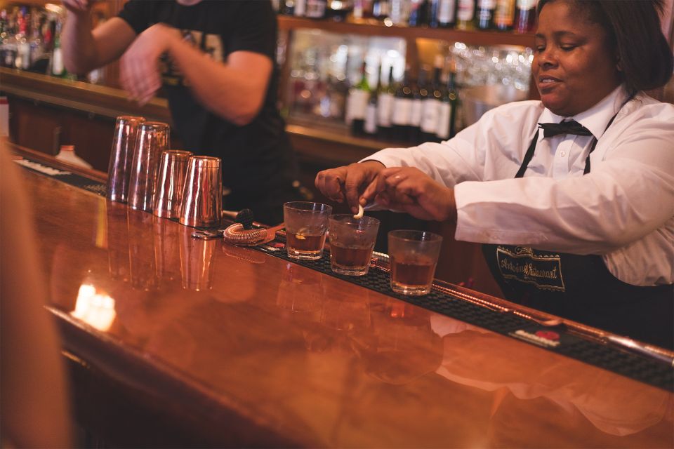 New Orleans Private Cocktail Tour - Visiting Dive Bars and Speakeasies