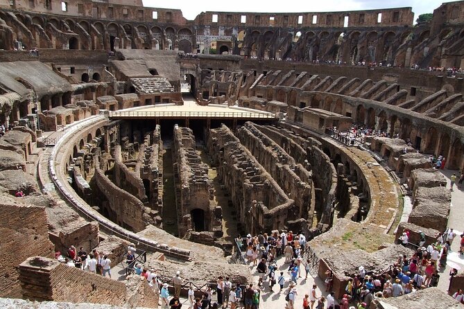 Priority Entrance: Colosseum, Forum, Palatine and Panoramic Bus - Physical Guide Availability