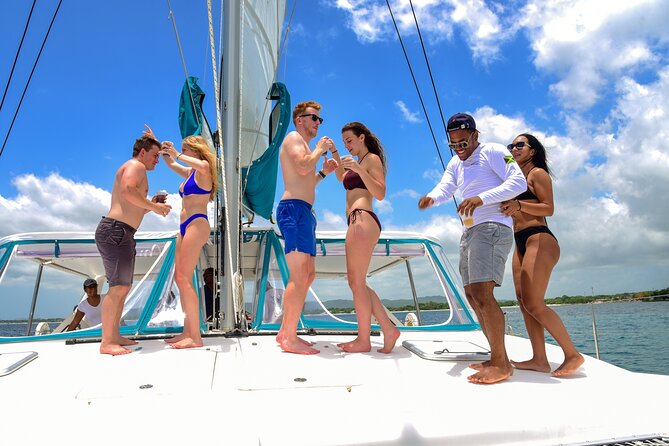 Private All-Inclusive Catamaran Cruise With Onboard DJ in Montego Bay - Music and Entertainment