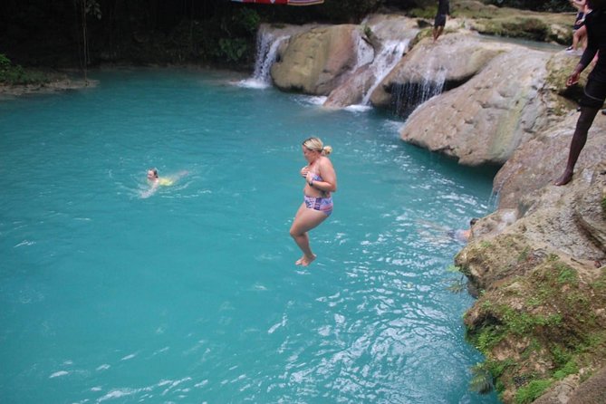 Private Tour From Ocho Rios To Blue Hole Secret Falls and Shopping - Accessibility and Transportation