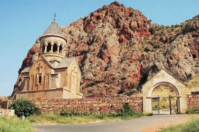 Private Tour to Khor Virap, Areni Winery, Noravank - Visiting Khor Virap