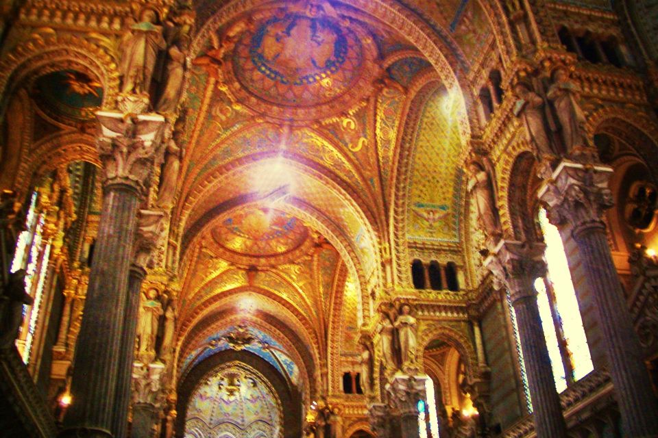 Skip-the-line Wawel Cathedral in Krakow Private Tour - Accessibility