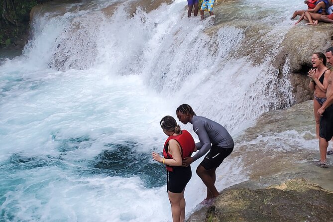 Bluehole and Bamboo Rafting From Montego Bay - Bamboo Rafting Experience