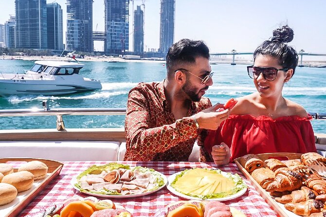 Dubai Marina Yacht Tour: Breakfast or BBQ With Drinks Option - Skyline Views and Landmarks