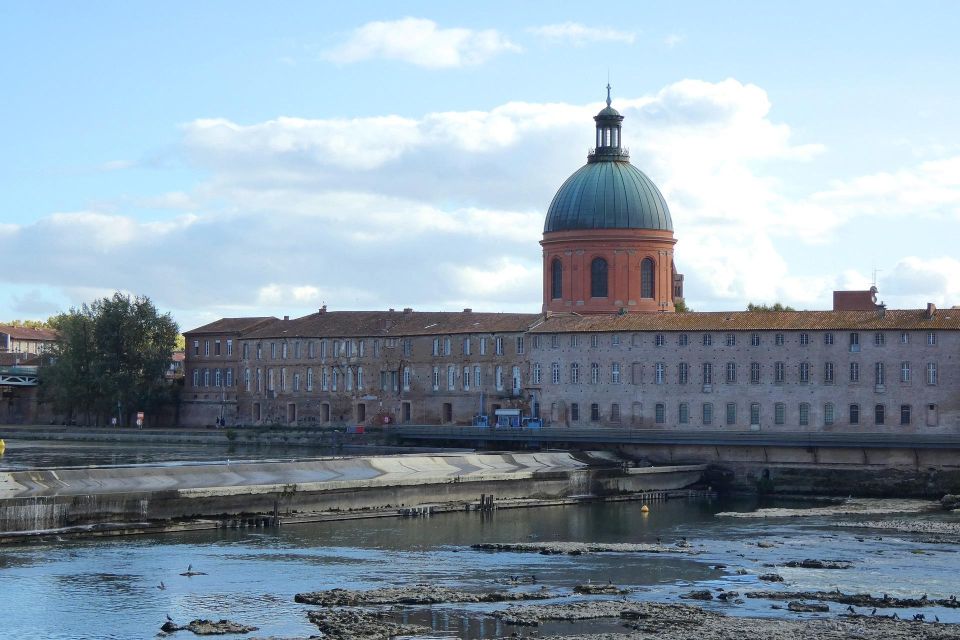 Expedition Toulouse: a City Adventure at Your Own Pace - Set out on a Self-Paced Adventure