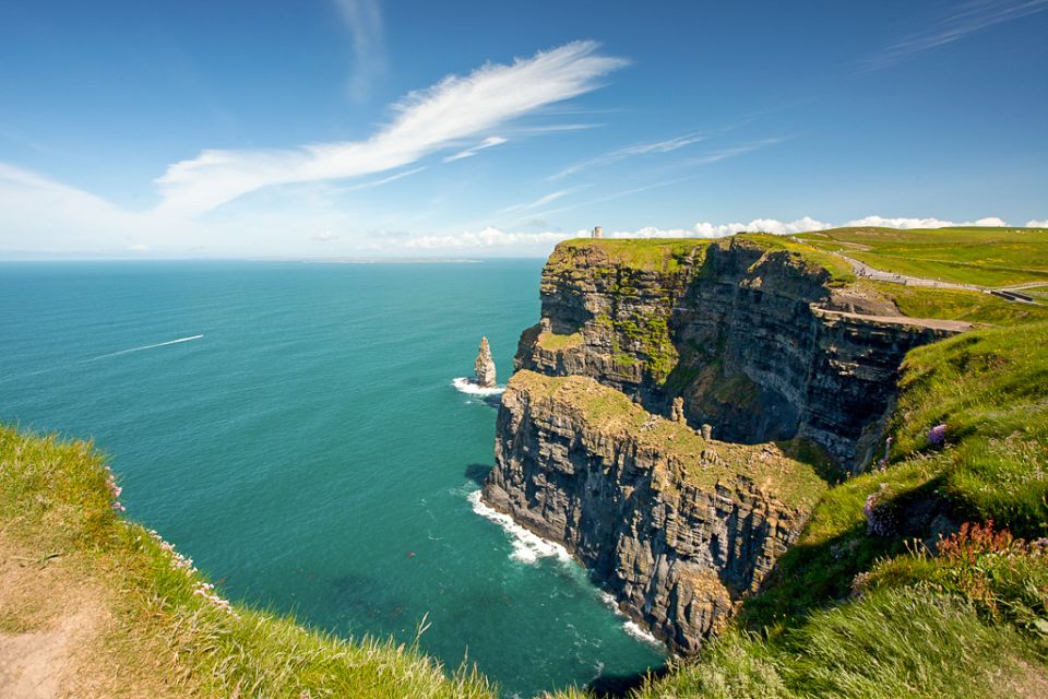 Galway, Cliffs of Moher & Connemara: 2-Day Combo Tour - Discover Cliffs of Moher, Burren, and Connemara