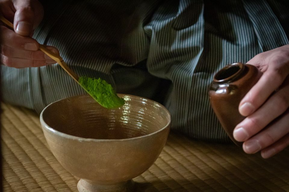 Kyoto: Private Luxury Tea Ceremony With Tea Master - About the Tea Master