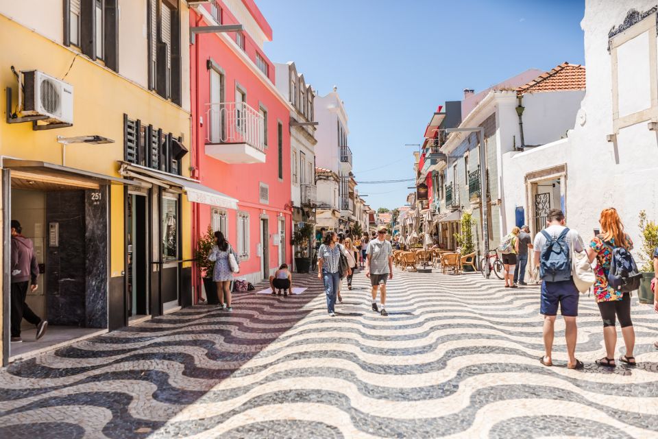 Lisbon: Book a Local Host - Private Group Experience