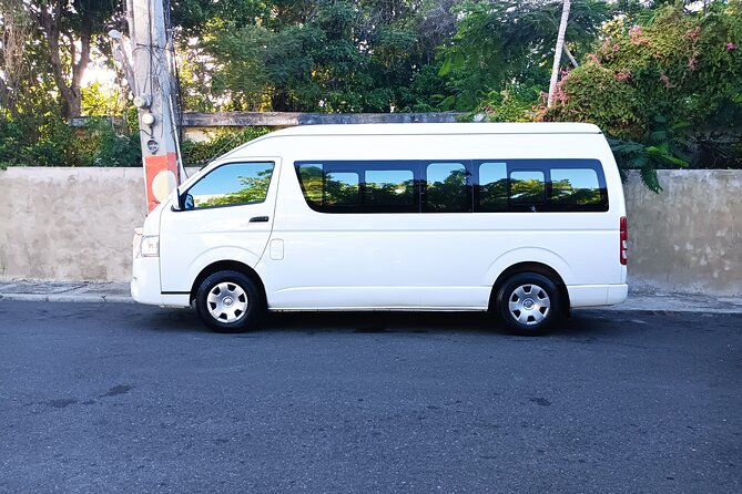 Taxi Transfer Airport Pop- Puerto Plata- to Lifestyle Cofre - Hassle-Free Travel Experience