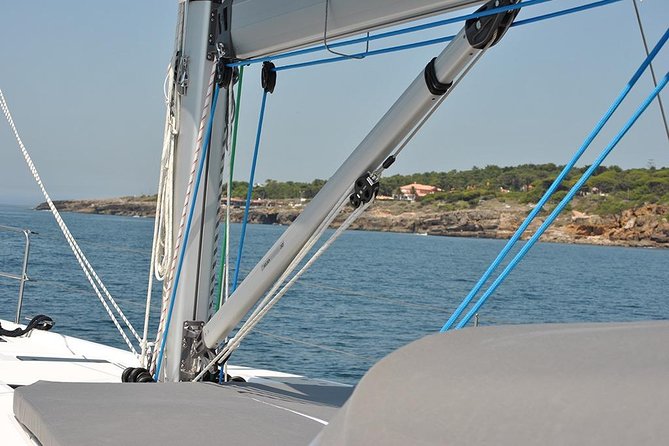 Cascais Private Sailing 2h Cruise With a Drink - Cancellation and Refund Policy