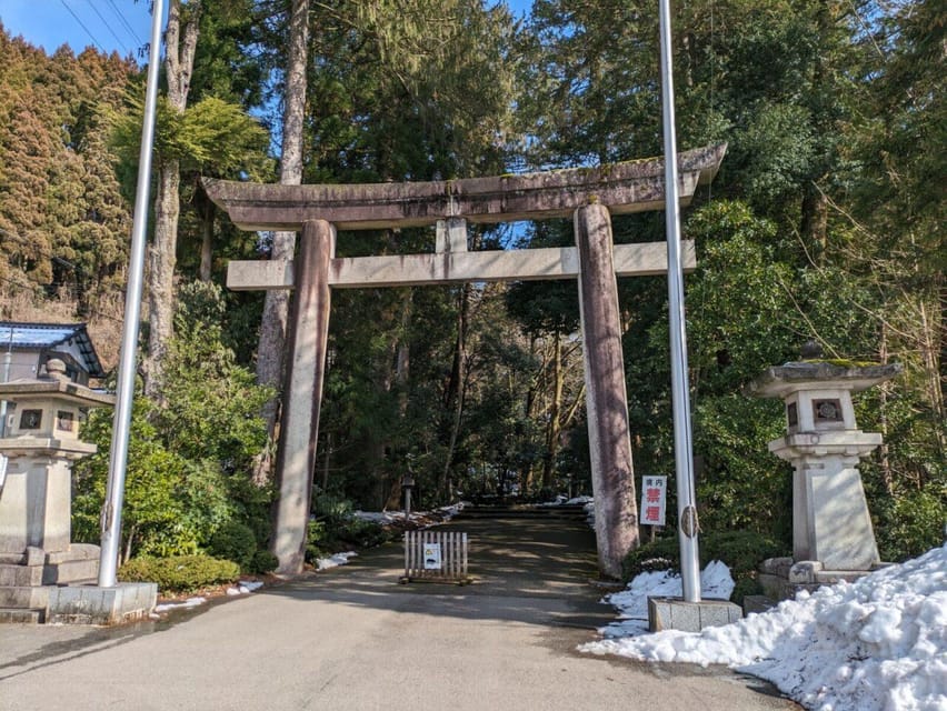 From Kanazawa: Temples, Panoramic Landscape and Butterflies - Expansive Mountain Panoramas