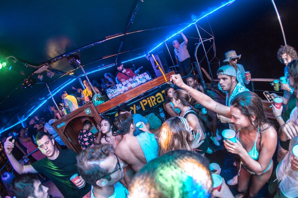 Malta: Lazy Pirate Boat Party With Drinks & Food - Premium Open Bar