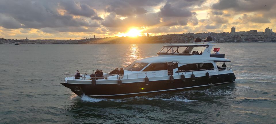 Multicultural Heritage Tour With Bosphorus Sunset Cruise - Snacks, Pastries, and Turkish Delights