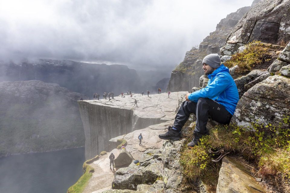 Preikestolen Hidden Trail Hike + Canoe Trip - Exploring With a Local Guide