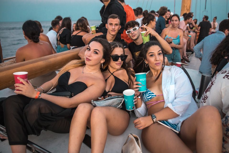 Malta: Lazy Pirate Boat Party With Drinks & Food - Music and Entertainment