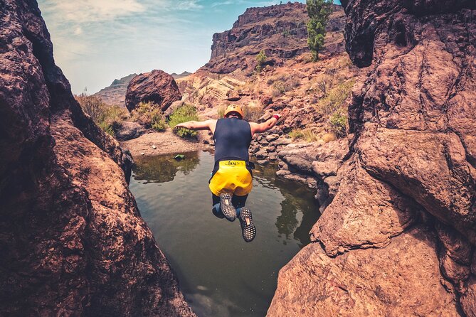 Cliff Jumping Canyoning in The Rainbow Rocks Ravine - Key Points