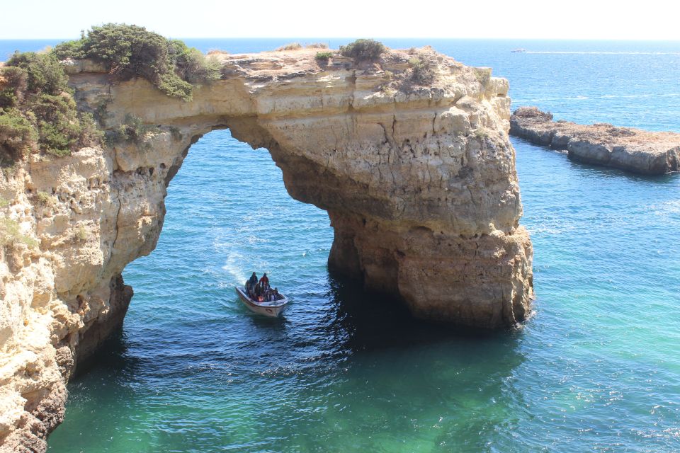 From Armação De Pêra: Private Benagil Beaches Boat Tour - Key Points