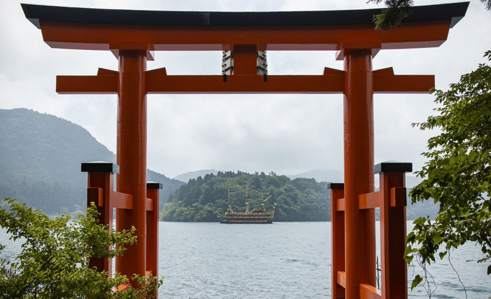 From Tokyo: Private Mount Fuji and Hakone Day Trip - Itinerary Highlights