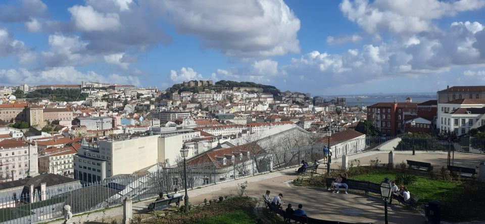 Lisbon: Private Walking Tour of the Citys Highlights - Key Points