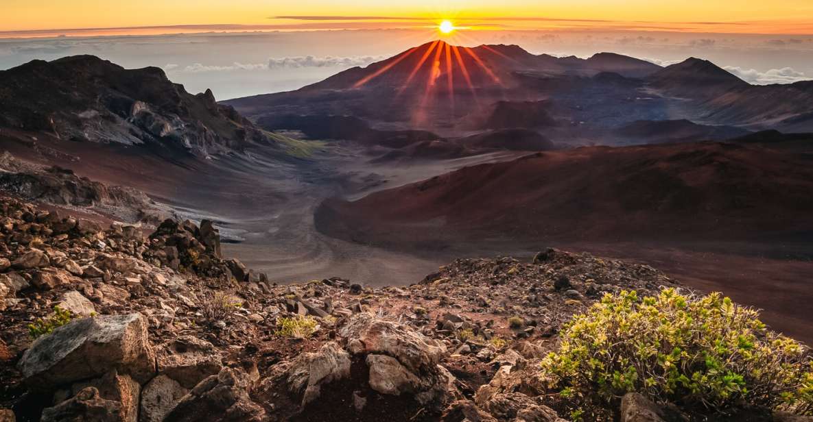 Maui: Sunrise & Breakfast Tour to Haleakala National Park - Key Points