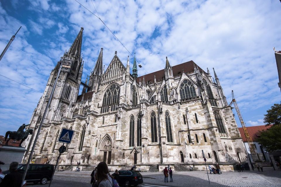 Regensburg: Private Walking Tour With Professional Guide - Key Points