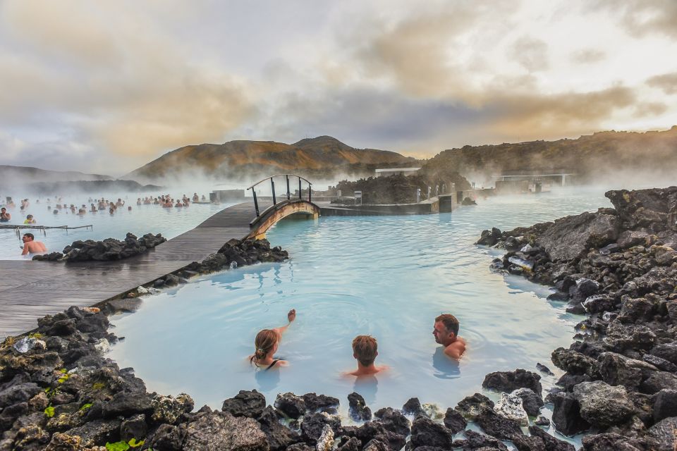 Reykjavik: Golden Circle, Blue Lagoon, and Aurora Tour - Key Points