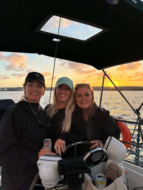 San Diego: Sunset and Day Sailing Excursion With Drinks - Key Points