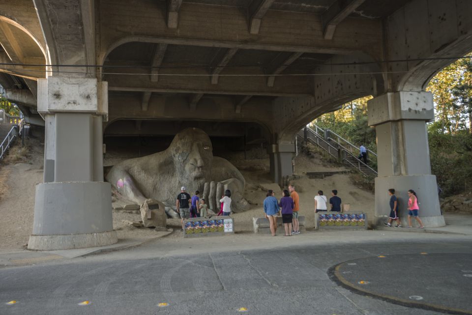 Seattle: Sightseeing Bus Tour With the Ballard Locks - Key Points