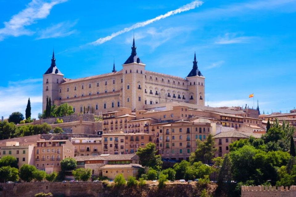 Toledo: Private Tour With an Official Guide - Key Points