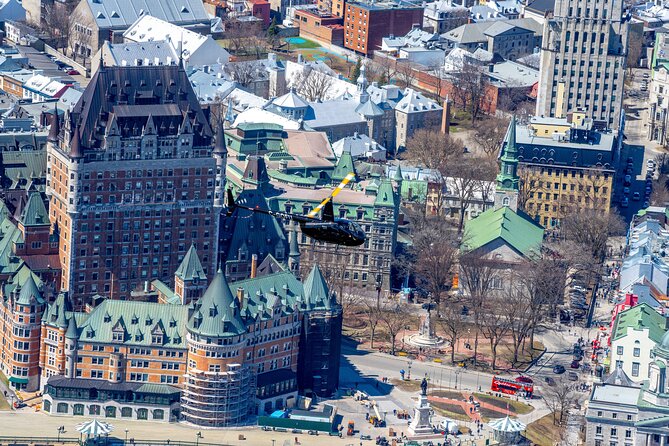 15 Minute Helicopter Tour Over Quebec City 40KM - Key Points