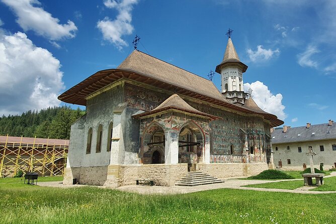 8 Days Private Tour in Bucovina and Transylvania From Bucharest - Tour Overview