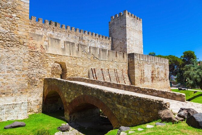 Alfama and the Castle of Saint George Skip the Line Tour - Tour Overview