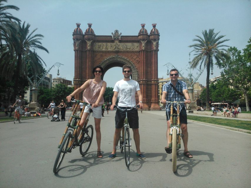 Barcelona: Private Highlights Tour by Bamboo Bicycle - Tour Overview