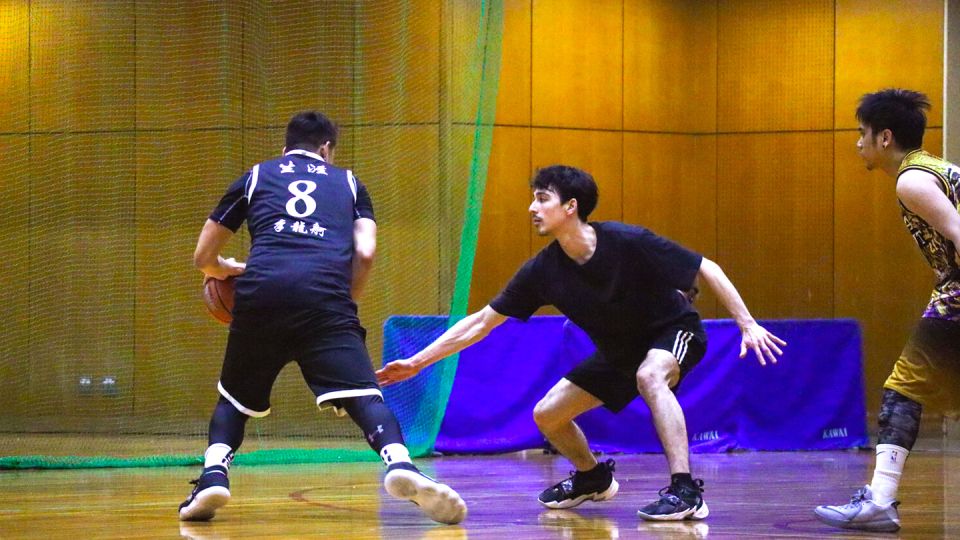 Basketball in Osaka With Local Players! - Experience Overview