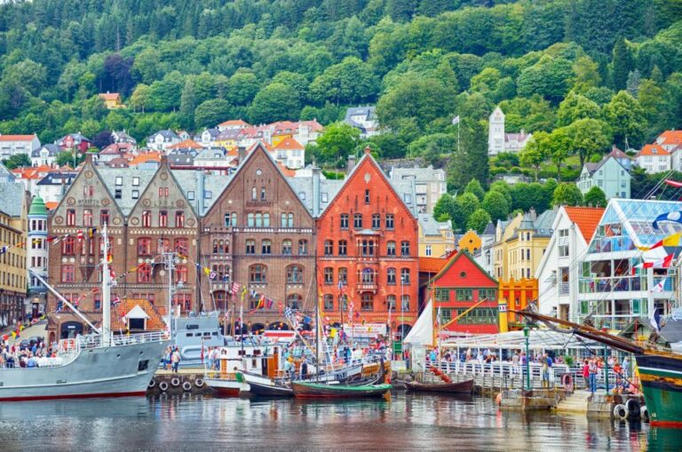 Bergen Past And Present: A Historical Walking Journey Tour Details