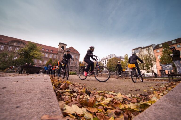 Berlin: 48 Hour Or 72 Hour Bike Rental Package Options