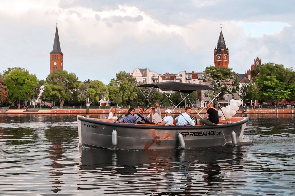 Berlin: Electric Boat Rental for Self-Driving 2 Hrs - Overview