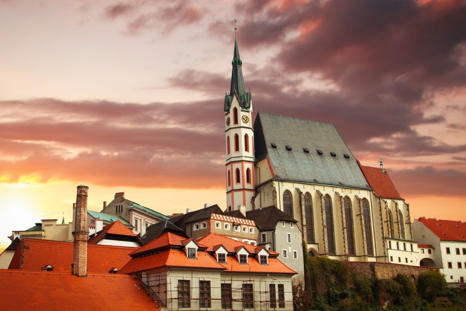 Cesky Krumlov: First Discovery Walk and Reading Walking Tour - Tour Overview