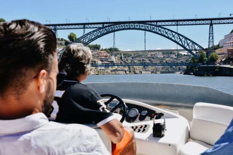 Douro River: Exclusive Luxury Yacht Cruise Cruise Experience