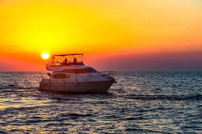 Dubai Yacht Rental Book 58 Ft Private Yacht Up To 28 Persons Yacht Overview And Features