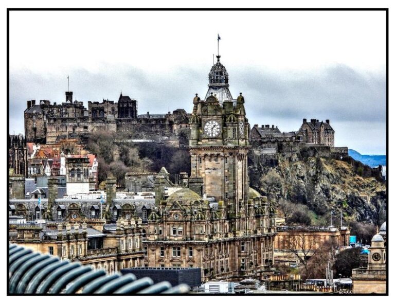 Edinburgh Castle: Guided Tour With Tickets Included Discover 3000 Years Of History