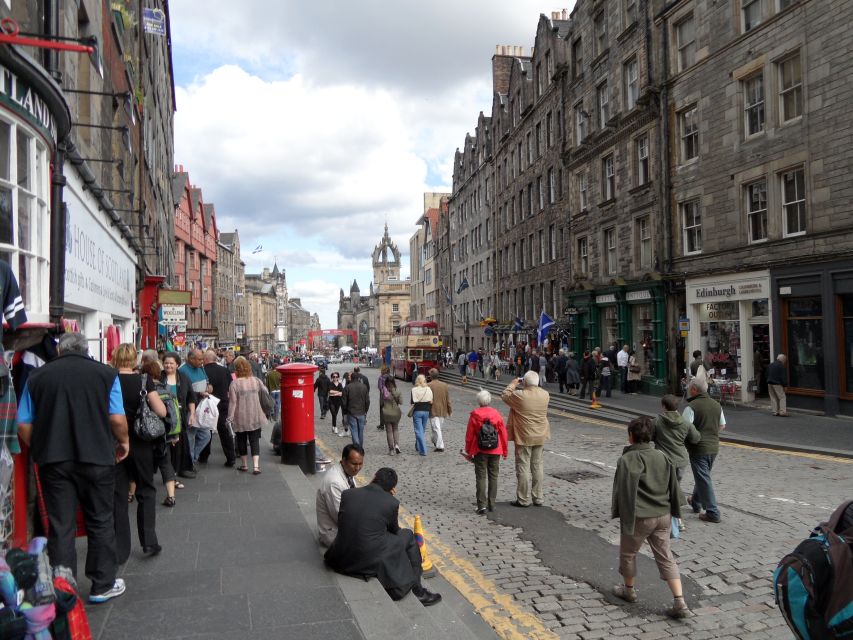 Edinburgh: Private Guided Walking Tour - Overview of the Tour