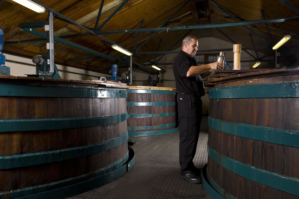 Edinburgh: Rosslyn Chapel, Borders & Glenkinchie Distillery - Exploring Rosslyn Chapels Mysteries