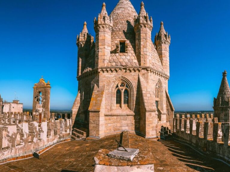 Évora With Wine Tasting Full Day Private Tour Tour Details