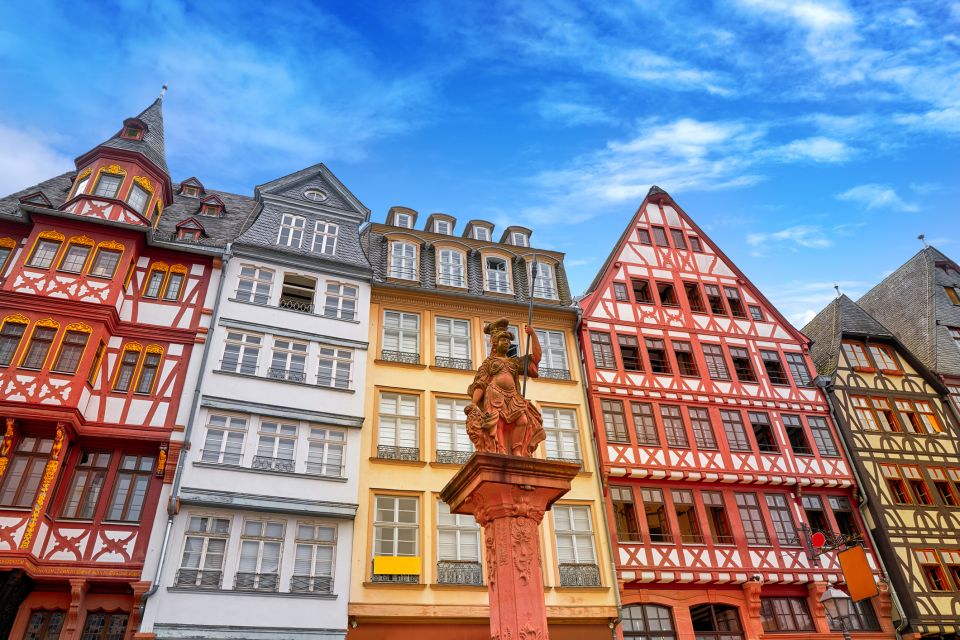 Frankfurt: Old Town Wonders Quest Experience - Activity Overview