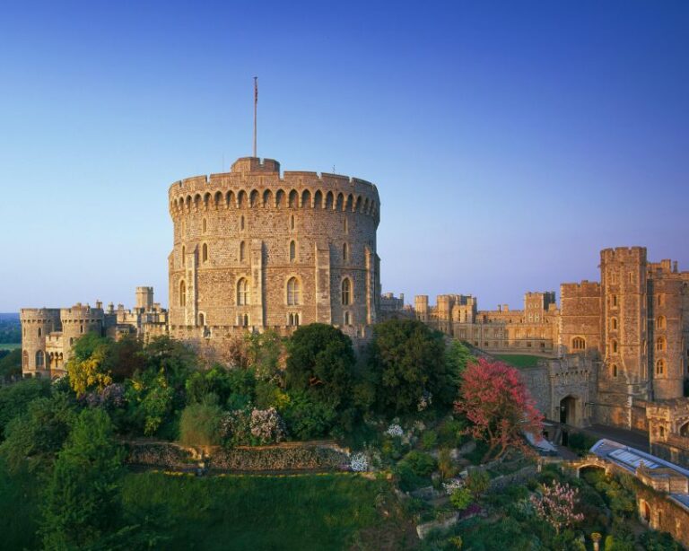 From London: Guided Tour To Windsor Castle & Afternoon Tea Tour Overview