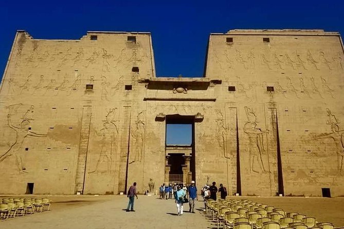 From Luxor: Private Day Trip to Edfu and Kom Ombo - Exploring Edfu Temple