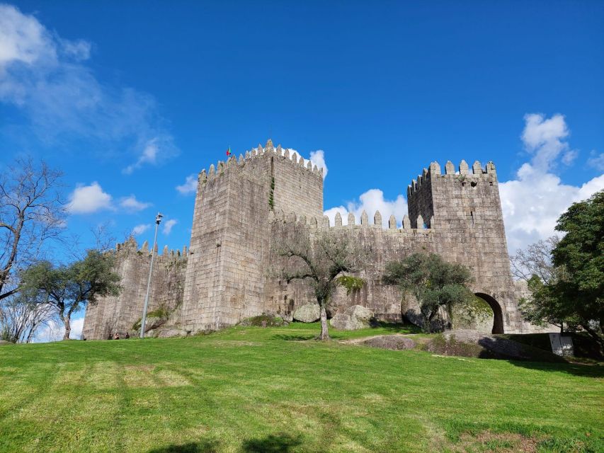 Guimarães City Tour - Exploring Guimarães Highlights